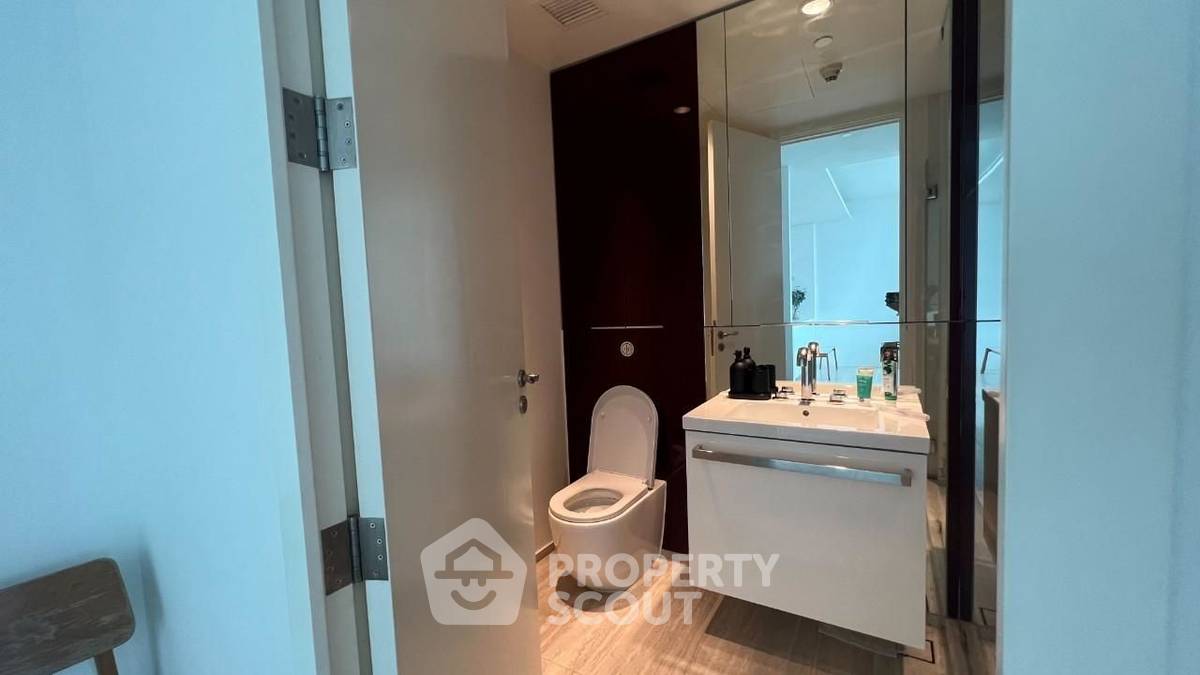 picture 2-BR Condo at 185 Rajadamri near BTS Ratchadamri (ID 2279593) - 7/22