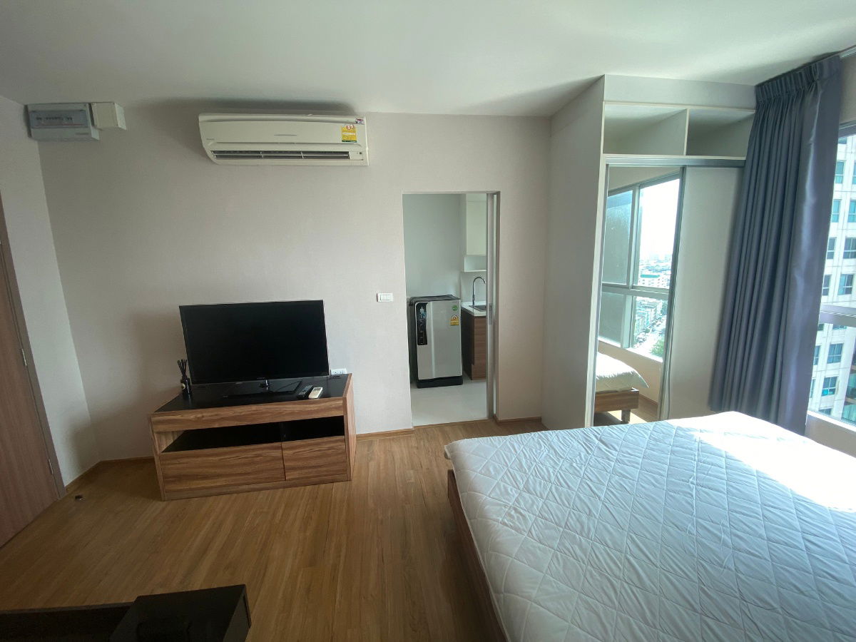 picture FUSE CHAN-SATHORN 21th Flr Pool View to let - 4/11