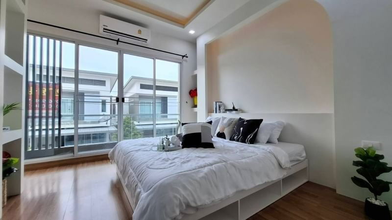 picture 2-Story Detached house for sale, Motto Karnchanapisek-Rama 2, Land area 40.4 square wah, 3 bedrooms 3 bathrooms - 1/12