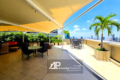 ขายคอนโด : Asoke Penthouse with Benchakitti Park Views