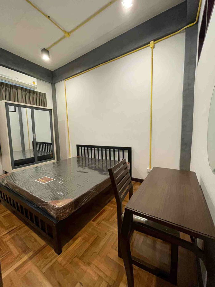 picture B1005 Townhouse for rent, 3 floors, Soi Borommaratchachonnani 4, opposite Central Pinklao - 11/13