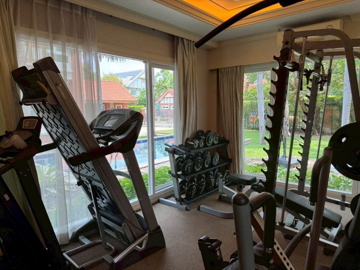 picture Luxury mansion for sale: Pruksa Phirom Regent Ratchapruek-Rattanathibet (98) | 5 bedrooms with private pool - 7/13