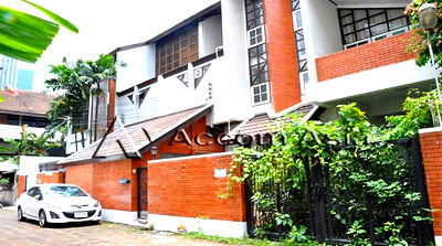 เช่าทาวน์โฮม วิทยาลัยเสนาธิการทหาร : 🔼🔽 AccomA 📩 Home Office 3 BR Townhouse in  Lumphini (13001516)