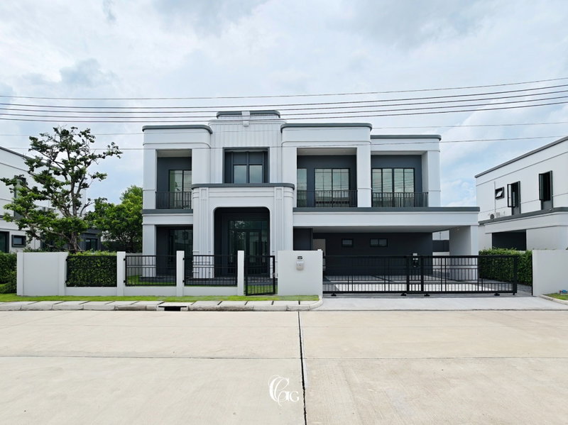 ขายบ้านเดี่ยว : บ้านใหม่ มือ 1 ดีไซน์สไตล์ Modern Art Deco หรูหรา ฟังก์ชันลงตัว