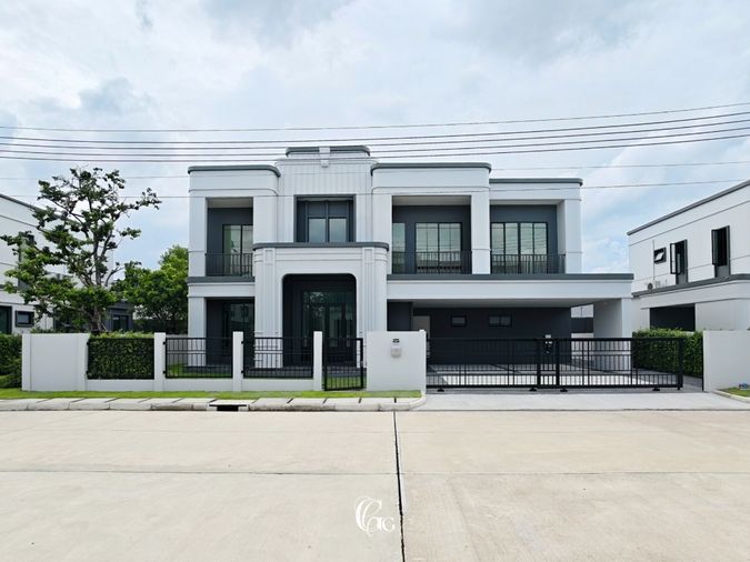 บ้านใหม่ มือ 1 ดีไซน์สไตล์ Modern Art Deco หรูหรา ฟังก์ชันลงตัว
