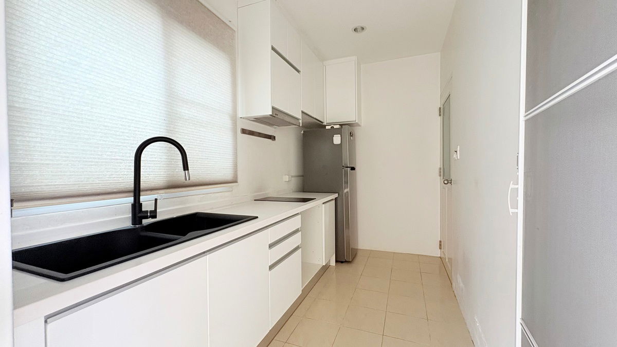 picture 🏡 Corner Single House – Ready Move In ✨Area: 62 sq.wah (≈ 248 m²) 	•	Usable area: 172 sq.m.	4 Bed | 3 Bath, Soi Ram Inthra 65, near Thanommitr Market - 15/15