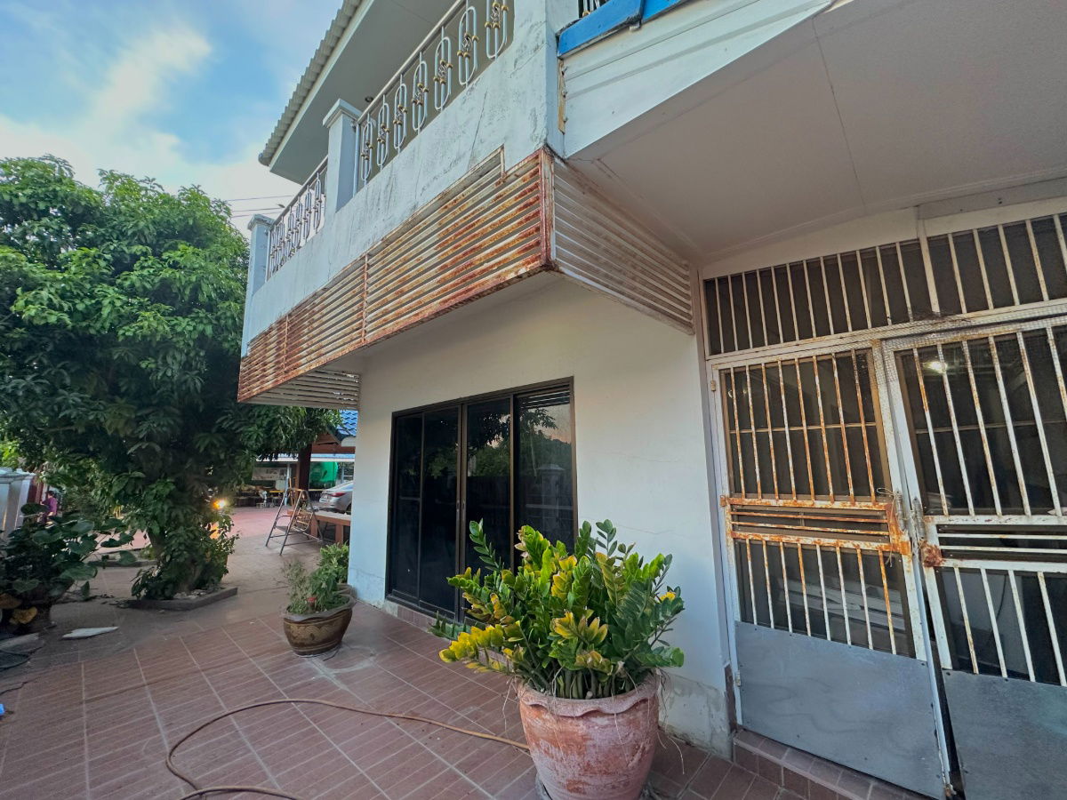 รูป ขายบ้านเดี่ยวสร้างเองตกแต่งภายในด้วยไม้สักแท้ พร้อมที่ดิน ใกล้สะพานพระราม 5 เนื้อที่ 189 ตร.วา 4 ห้องนอน 7 ห้องน้ำ - รูปที่ 13/13