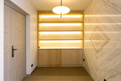 ขายคอนโด : Modern 3-Bedroom Duplex Penthouse for Sale in Nana