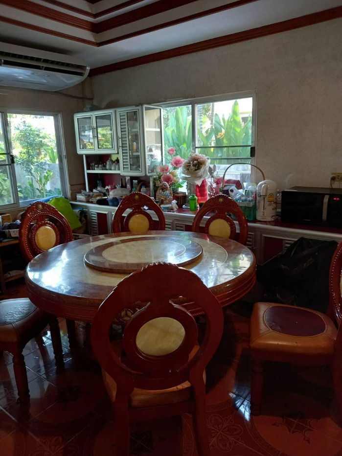 picture Good price, great value, corner house, view opposite the public park, near Future Park Rangsit. - 10/23
