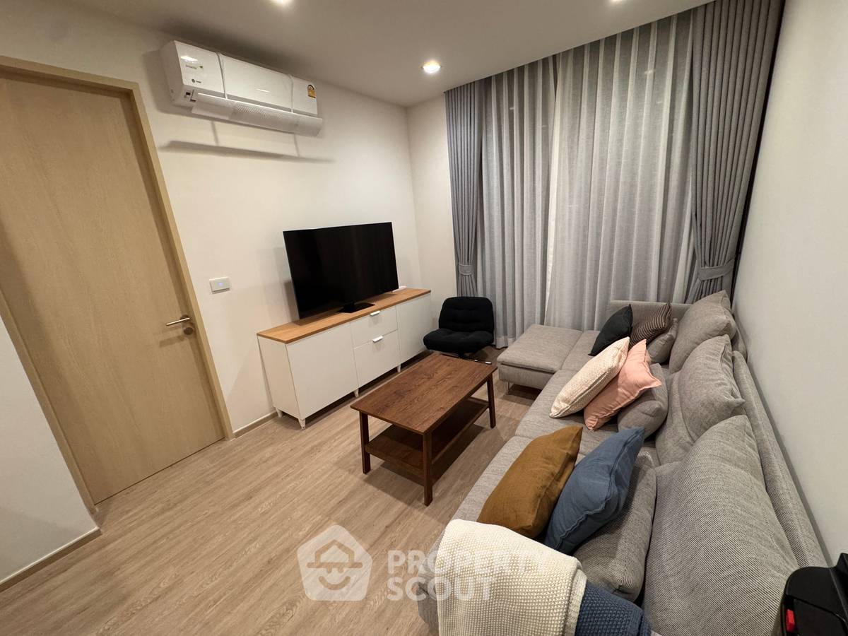 picture 2-BR Condo at Noble State 39 near BTS Phrom Phong (ID 2059865) - 1/10