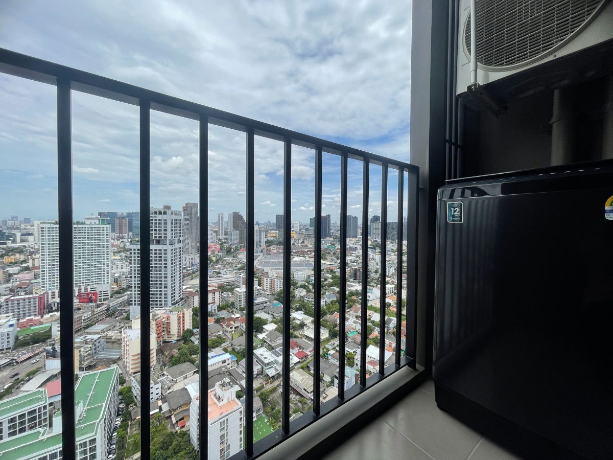 รูป 🌆 ให้เช่า Nue Noble Ratchada – Lat Phrao | ใกล้ MRT ลาดพร้าว | ชั้นสูง วิวเมือง พร้อมอยู่ @90condo 🌃 - รูปที่ 6/8