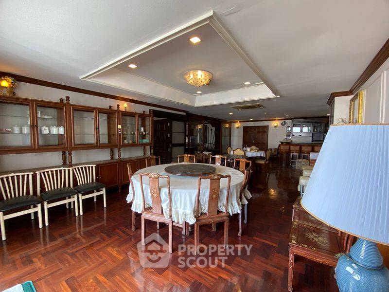 รูป คอนโด 3-ห้องนอน ที่ โอเรียลเต็ล ทาวเวอร์ คอนโดมิเนียม ใกล้ BTS เอกมัย (ID 2280755) - รูปที่ 4/27