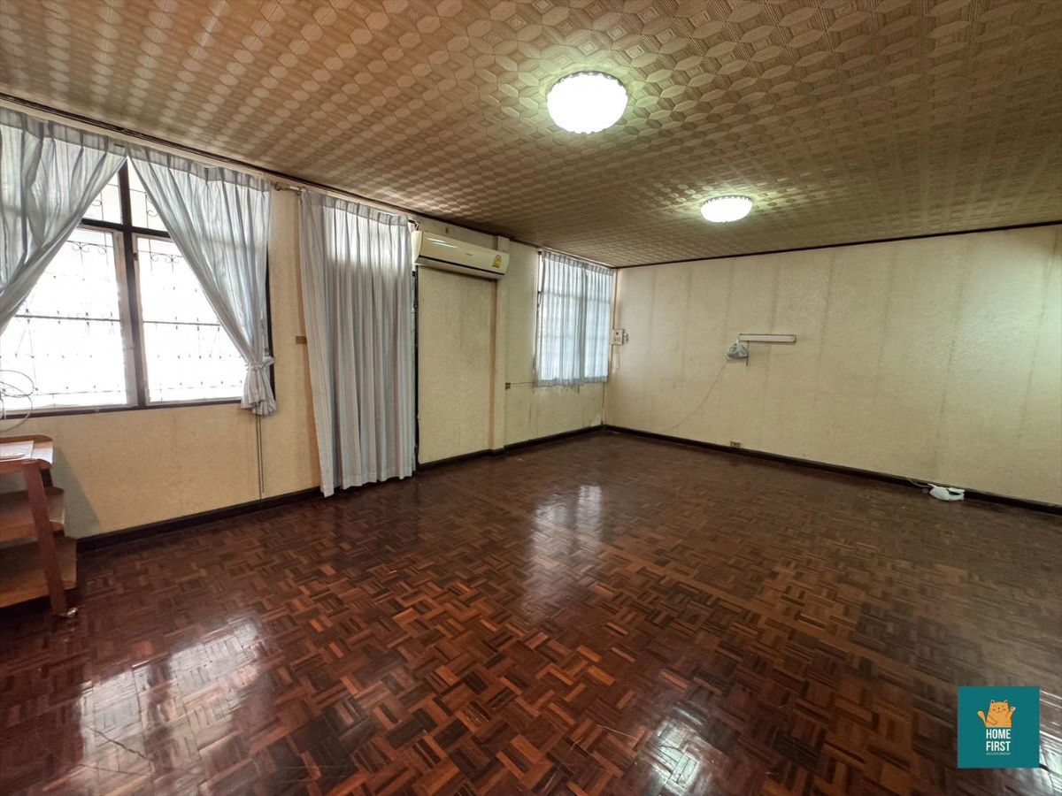 รูป ให้เช่า บ้าน สุขุมวิท 22 3 ห้องนอน 35 ตร.วา ให้เช่า 45,000 บาทต่อเดือน - รูปที่ 11/20