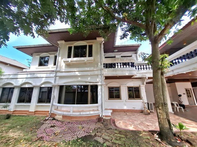 รูป บ้านปล่อยเช่า 150ตรว. ถนนรัตนาธิเบศร์ ใกล้สะพานพระนั่งเกล้า - รูปที่ 1/8