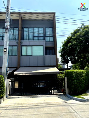 Townhouses for sale : For Sale Townhouse/Townhome  , Baan Klang Muang Sukhumvit - Onnut , MRT-Sukhumvit , Prawet , Prawet , Bangkok , CX-128546 ✅ Live chat with us ADD LINE @connexproperty ✅ 
