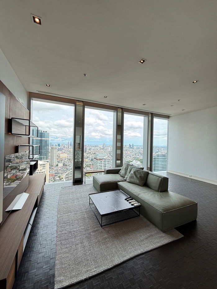 รูป ให้เช่าคอนโดหรู King Power MahaNakhon 2 ห้องนอน 124 ตรม เฟอร์ครบ พร้อมเข้าอยู่ - รูปที่ 1/15