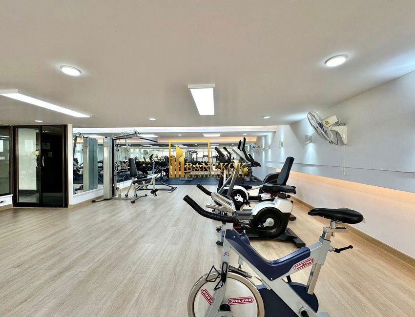 รูป Top View Tower | Beautifully Renovated 3 Bedroom Condo - BR60503CD - รูปที่ 32/41
