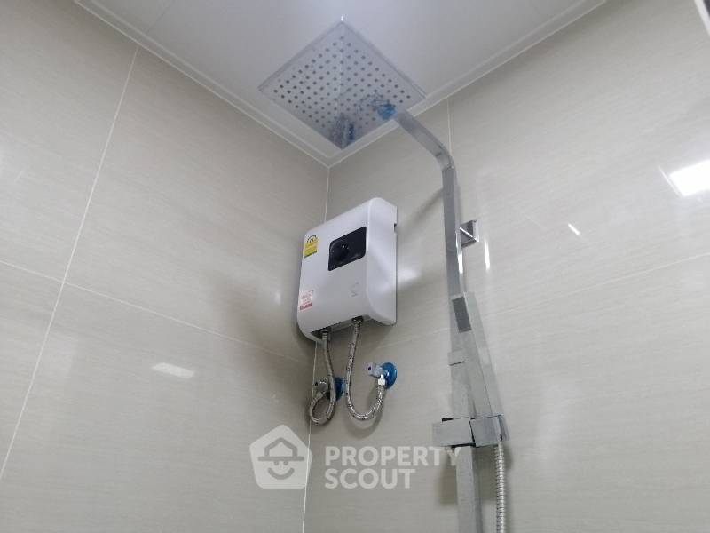 picture 1-BR Condo at T.c. Green Rama 9 near MRT Phra Ram 9 (ID 607482) - 16/24
