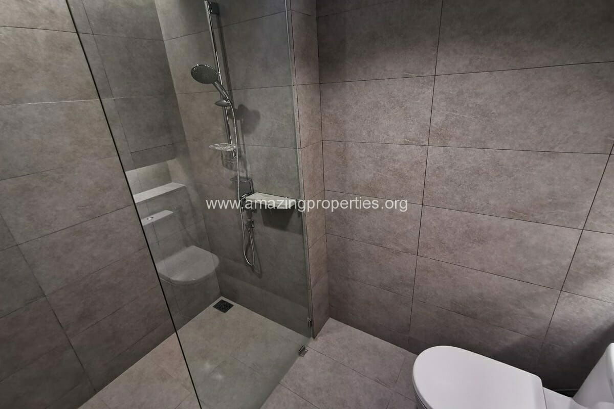 รูป Modern 3 bedroom near Benchasiri park - รูปที่ 10/14