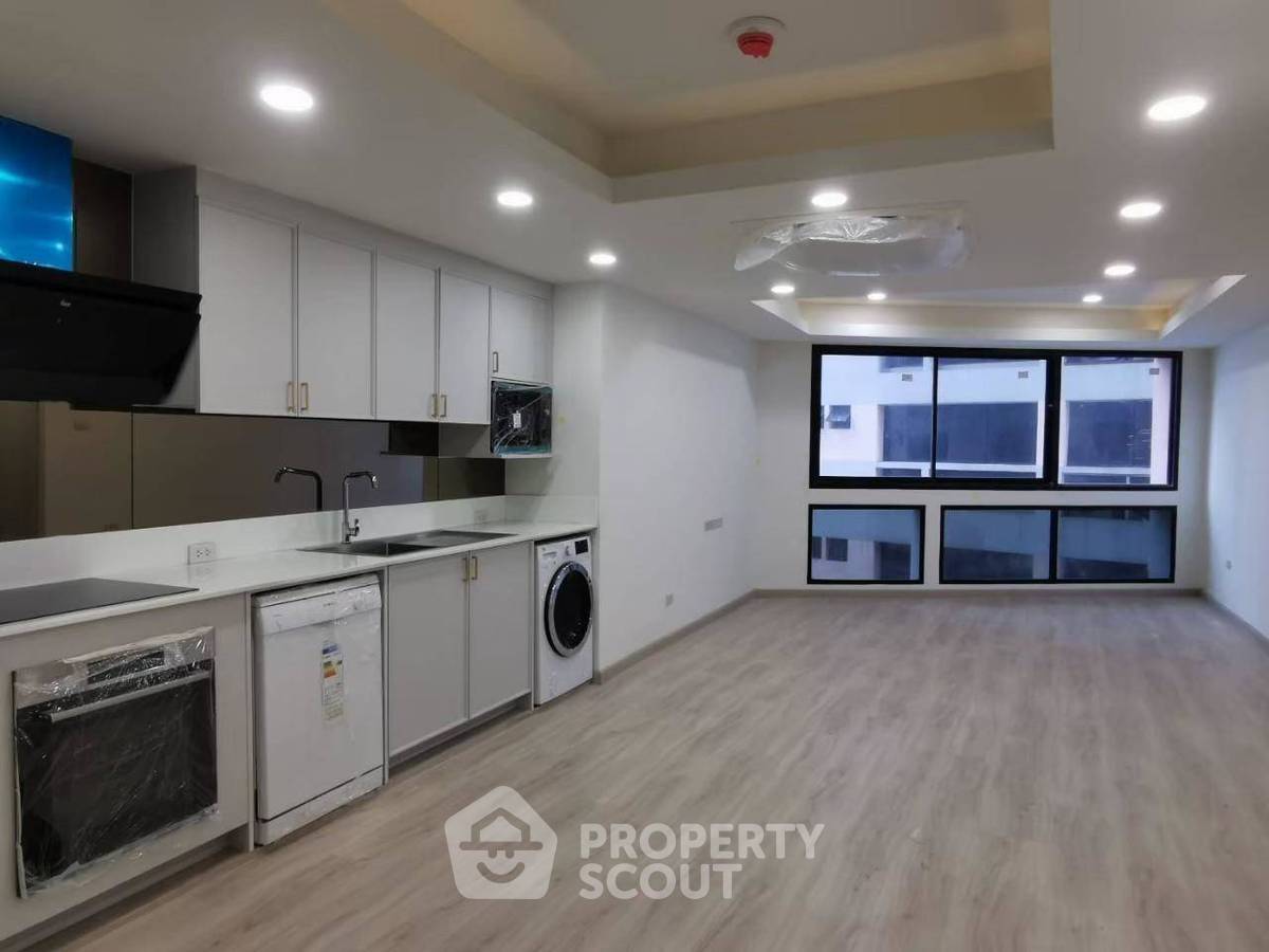 รูป คอนโด 4-ห้องนอน ที่ เพรสซิเดนท์ ปาร์ค คอนโดมิเนี่ยม ใกล้ MRT ศูนย์การประชุมแห่งชาติสิริกิติ์ (ID 2281561) - รูปที่ 2/26