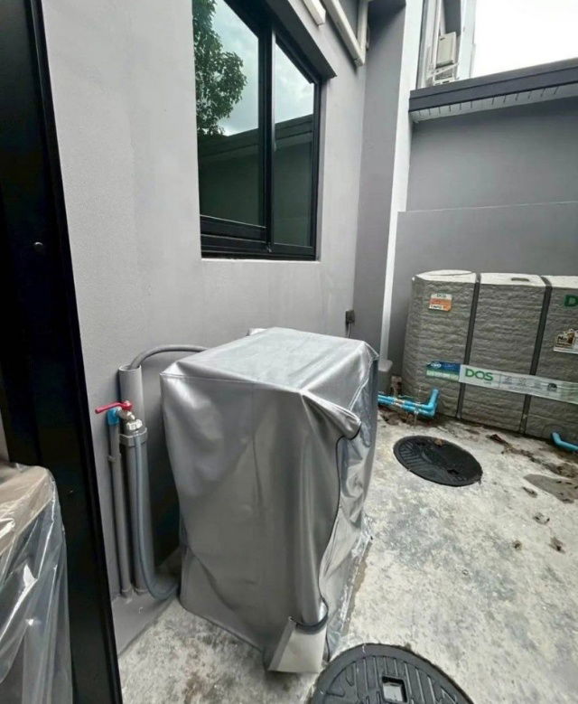 รูป ให้ เช่า ทาวน์โฮม N2137 Nirvana Define Krungthep Kreetha  203 ตรม 43 ตรว - รูปที่ 3/7