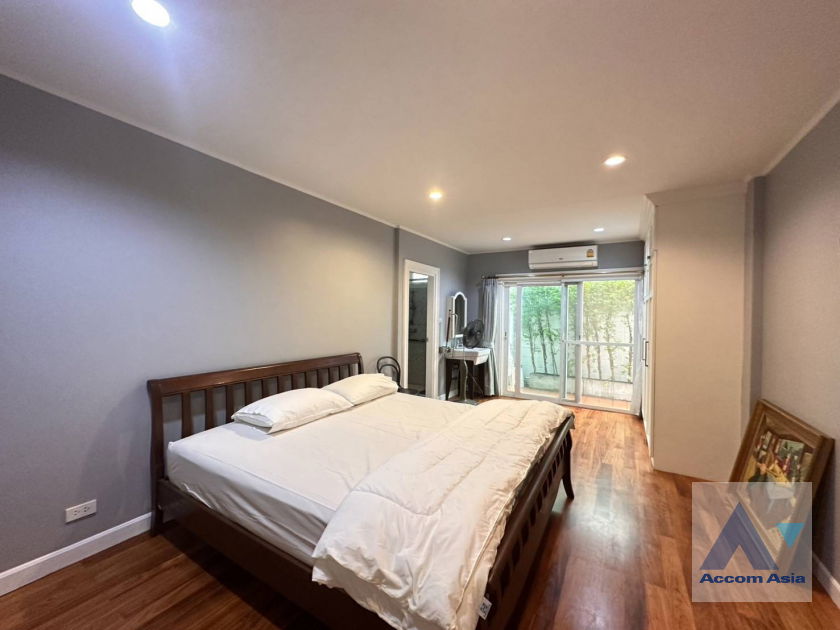 รูป 🔼🔽 AccomA 📩  4 BR House in Thanon Phaya Thai (AA43670) - รูปที่ 19/20
