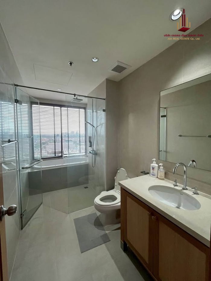 picture ✨ For Rent: The Emporio Place Condo ✨  💰 Only 50,000 THB/month - 8/8