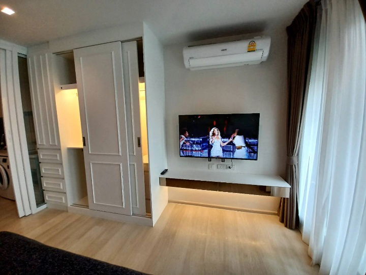 picture Condo for rent: Life One Wireless - 9/18