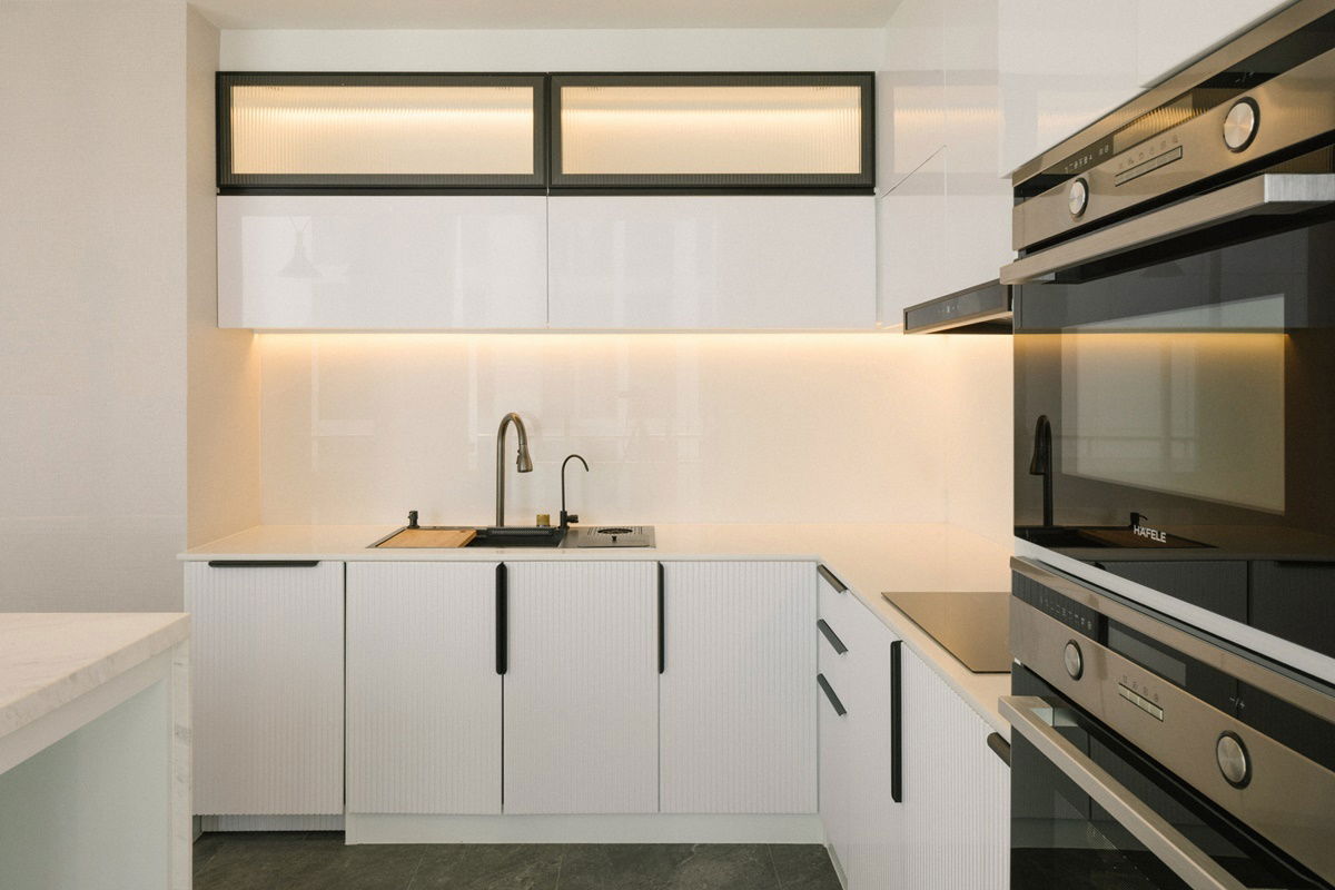 รูป Modern 3-Bedroom Duplex Penthouse for Sale in Nana - รูปที่ 3/23