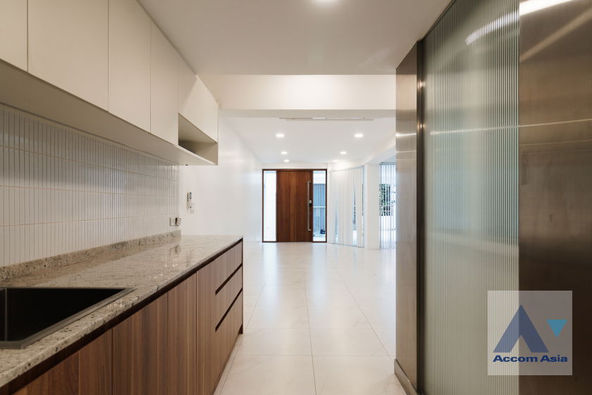 picture 🔼🔽 AccomA 📩 Modern 3.5-Storey Home with Indoor Rooftop – Perfect for Living or Home Office - Near BTS (1715007) - 10/20