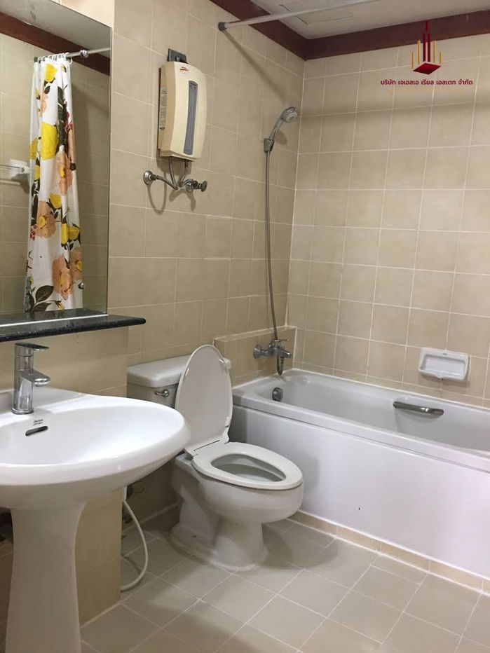 picture ✨ For Rent: Waterford Diamond 30/1 ✨  💰 Only 50,000 THB/month - 10/10