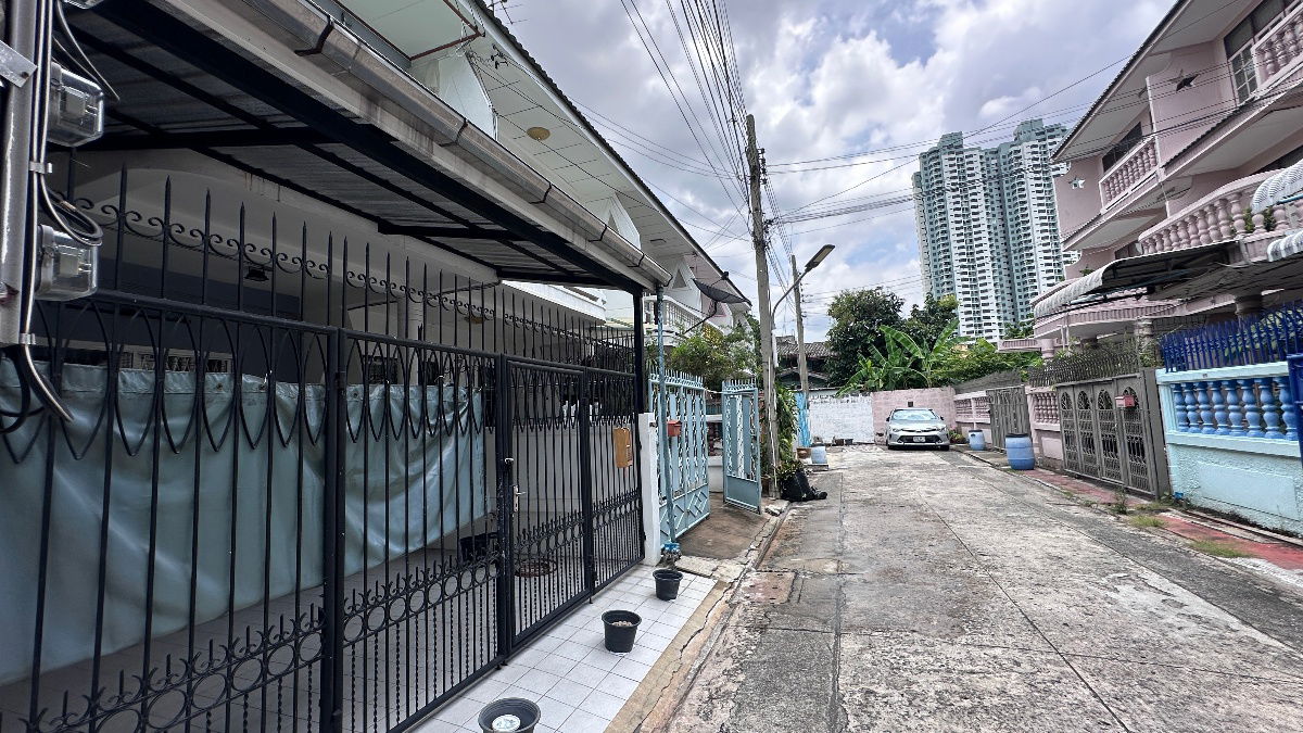 รูป ขายทาวน์เฮ้าส์ 2 ชั้น  ซอยจรัญสนิทวงศ์ 34/2   ขนาด 17 ตร.ว.  ใกล้ MRT รถไฟฟ้าสายสีนำ้เงิน  - รูปที่ 24/26
