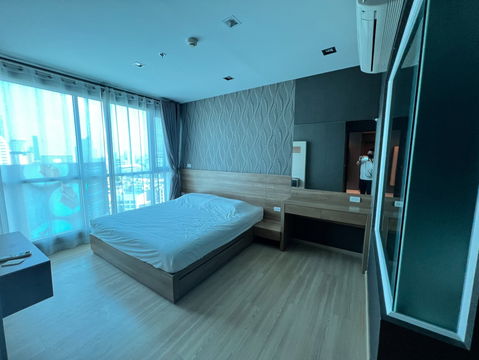 P-40073 Condo for rent Rhythm Sathorn fully furnished (Confirm again when visit). 