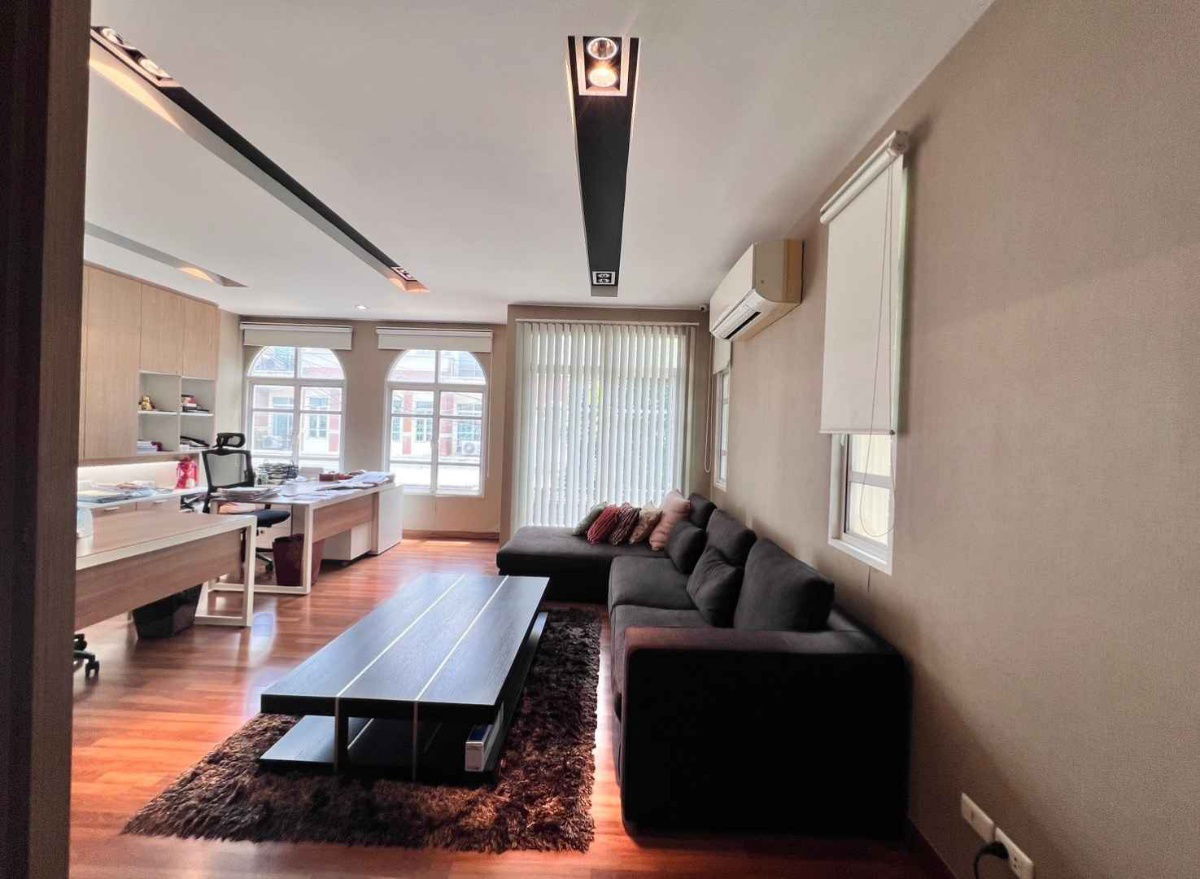 picture Home Office for Sale – The Paradise, Chaengwattana 14 — ready to move in. Only 650 m. to Chaengwattana 14 BTS Station. - 2/14