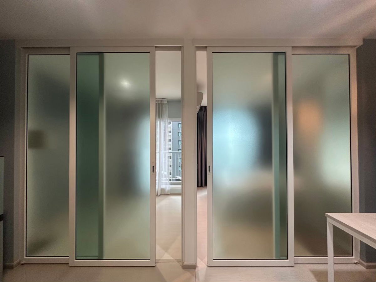 picture 🔥🔥 Who is looking for a large room at "Aspire Erawan" 🚝 next to BTS Erawan, convenient travel, fully furnished, ready to move in" - 8/17