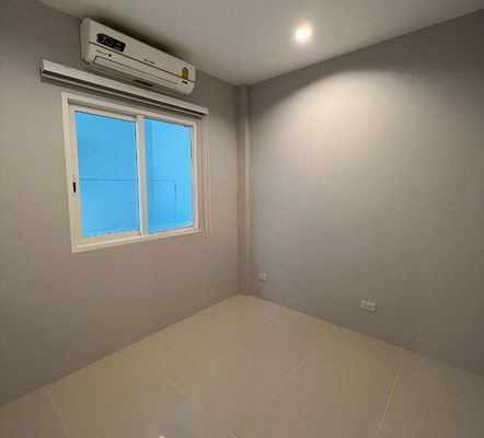 picture FOR RENT CHER SUKSAWAT - PHUTTHABUCHA / 3 bedrooms 2 bathrooms / 17 Sqw. 110 Sqm. **15,000** CLOSE TO KMUTT UNIVERSITY - 9/11