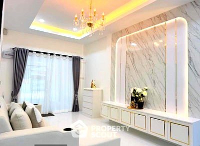 Houses for sale : 3-BR House close to East Pattaya (ID 2280642)