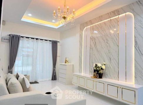บ้าน 3-ห้องนอน ใกล้ พัทยาตะวันออก (ID 2280642)