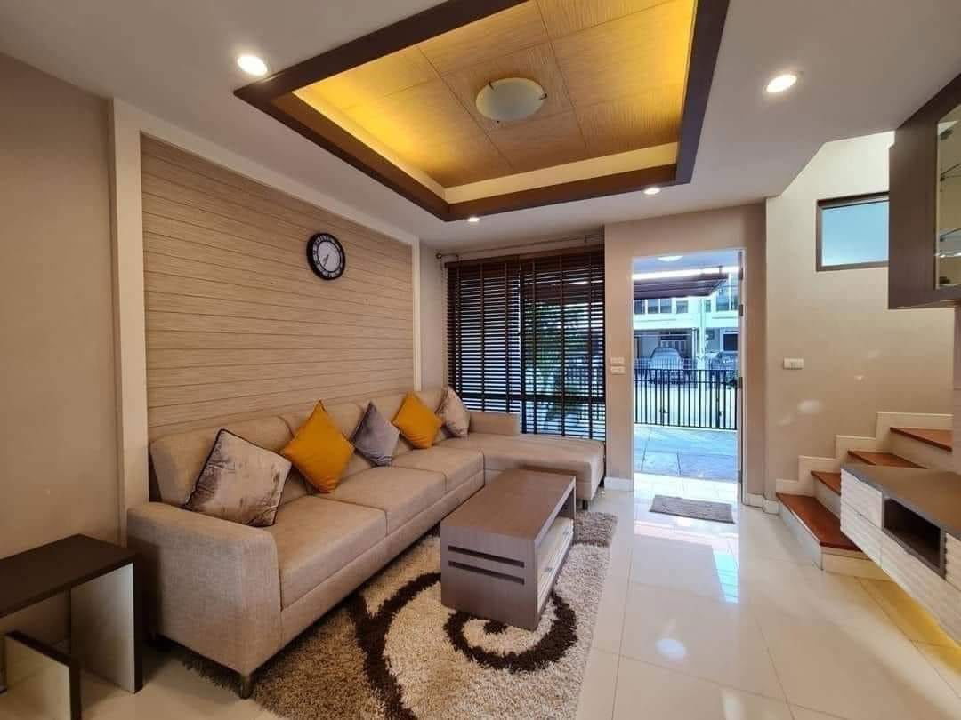 picture Townhome for rent, Cozy Modern Style, Sukhumvit-Bang Chak 💛 Beautiful room, ready to move in, near BTS. Interested? Line ID: @951qfbfi - 2/29