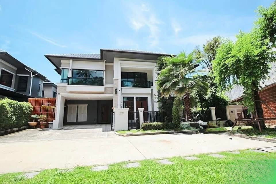 picture code : B219 Grand Bangkok Boulevard Sathorn - 2/11