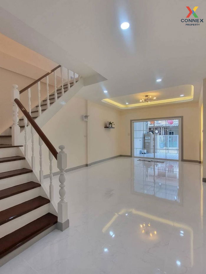 รูป ขายทาวน์เฮ้าส์/ทาวน์โฮม  บ้านบัวทอง 3 รีโนเวทใหม่ บางรักพัฒนา บางบัวทอง นนทบุรี CX-128732 ✅ ทักไลน์ @connexproperty ตอบทันที ทีมงานมืออาชีพ ✅  - รูปที่ 5/12