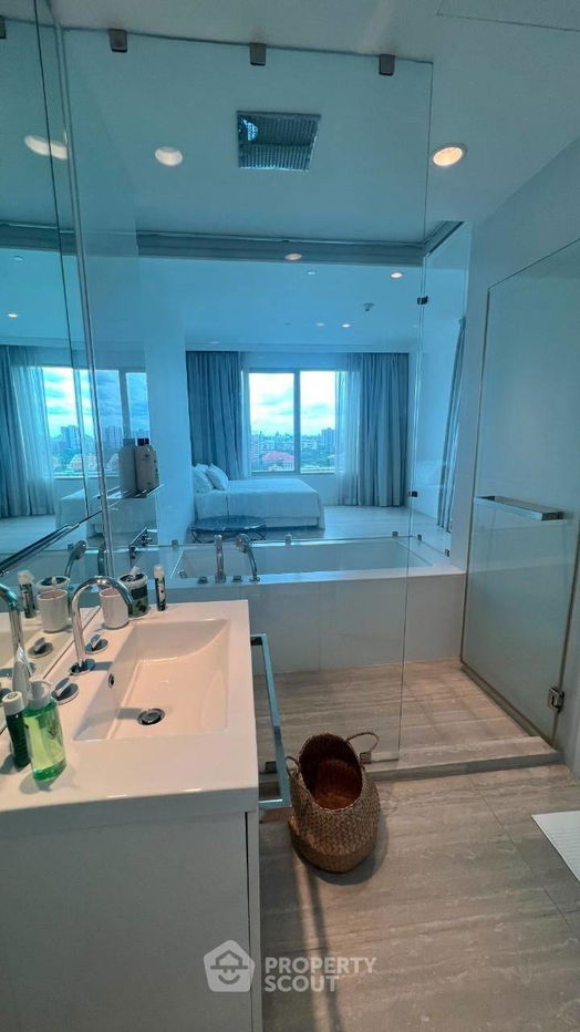 picture 2-BR Condo at 185 Rajadamri near BTS Ratchadamri (ID 2279593) - 20/22
