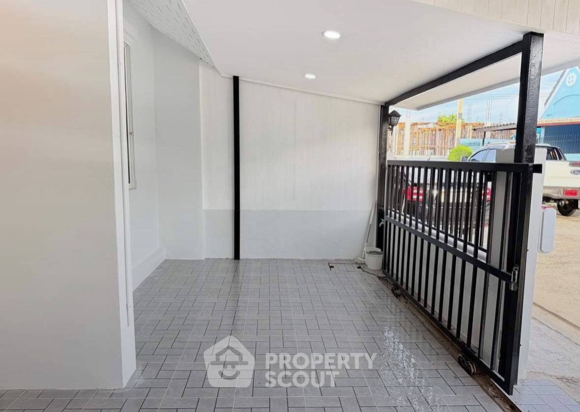 รูป บ้าน 3-ห้องนอน ใกล้ พัทยาตะวันออก (ID 2280642) - รูปที่ 13/14