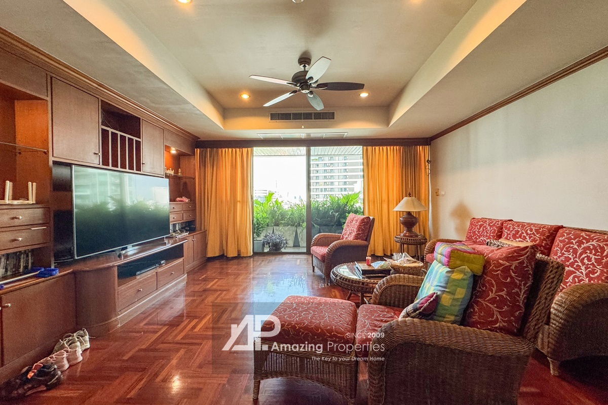 รูป  𝗠𝗨𝗦𝗧 𝗦𝗘𝗟𝗟 – 𝗙𝗜𝗡𝗔𝗟 𝗣𝗥𝗜𝗖𝗘 𝗗𝗥𝗢𝗣! 3+1 bedroom Ekkamai - รูปที่ 6/16