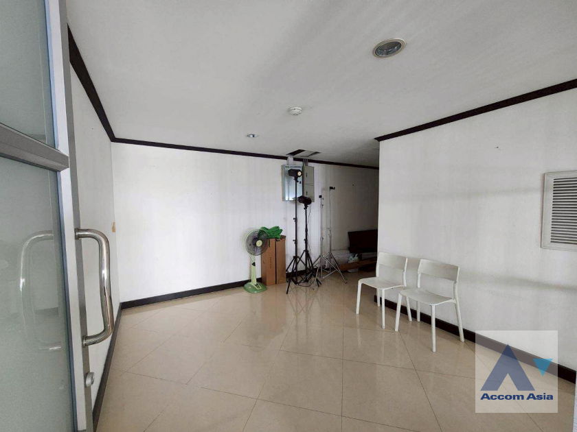picture 🔼🔽 AccomA 📩  3 BR Condominium @Casa Viva (AA44496) - 6/11