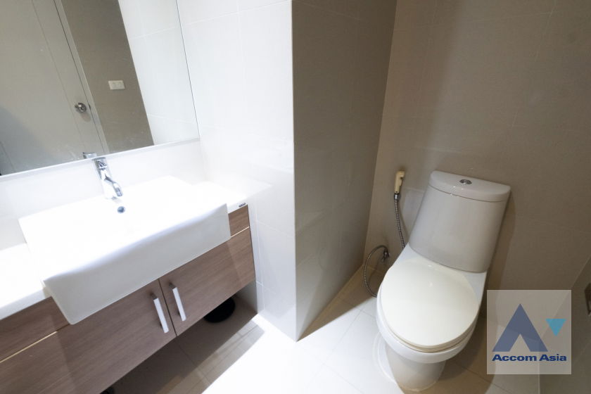 picture 🔼🔽 AccomA 📩 Modern corner unit with city views at Noble Reveal (AA33082) - 17/18