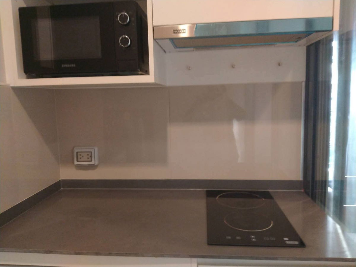 รูป ให้เช่าคอนโด 2 ห้องนอน 36 ตรม. บนรามคำแหง คอนโดแต่งสวย ส่วนกลางครบ ใกล้รถไฟฟ้า 3 สาย - รูปที่ 8/10