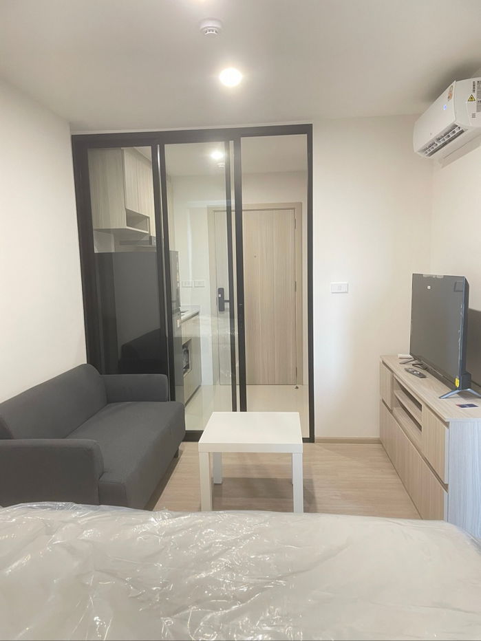 picture 🚆 0 meters from BTS Sai Luat – Step out of the condo and hop on the train right away! - 6/20