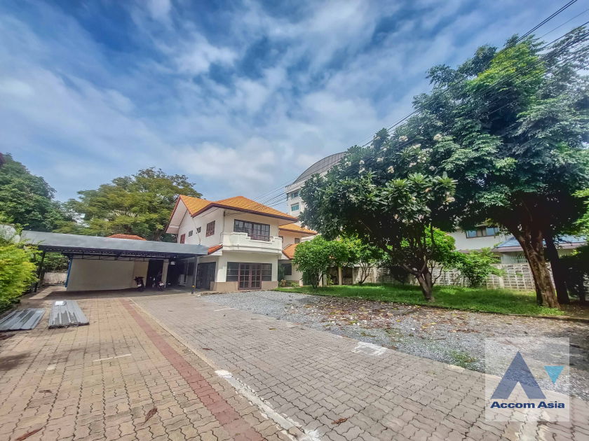 รูป 🔼🔽 AccomA 📩 Pet friendly,Home Office 3 BR House in Sena Nikhom (95771) - รูปที่ 2/20
