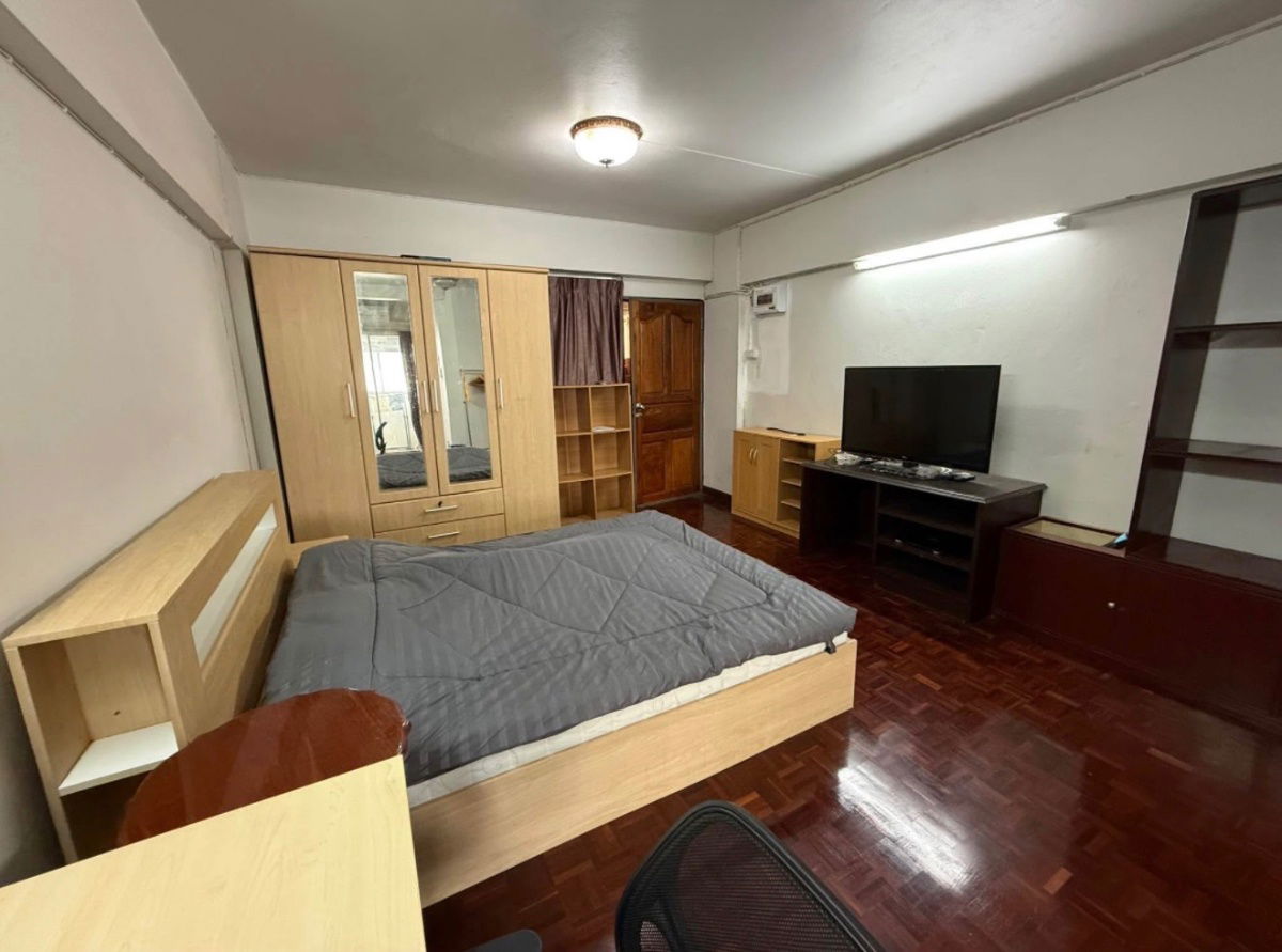 picture 𝗥𝗮𝘁𝗰𝗵𝗮𝗽𝗿𝗮𝗿𝗼𝗽 𝗚𝗮𝗿𝗱𝗲𝗻 for rent ✨ Fully furnished - 3/8